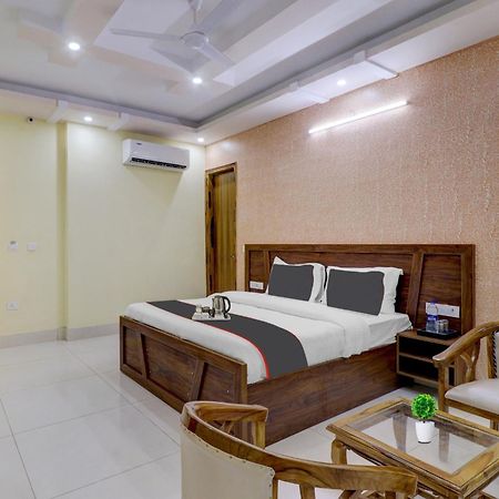 Super Capital O Crestwood Inn Dehradun Exterior photo