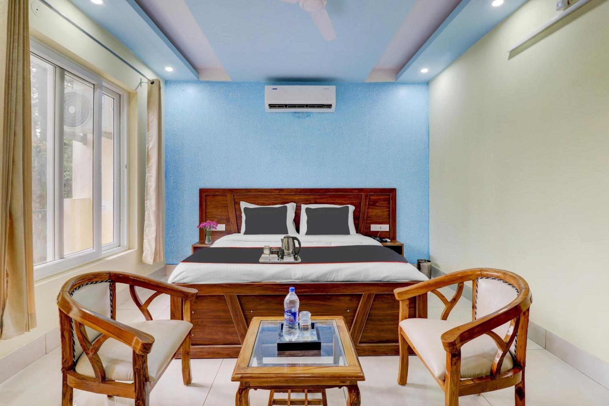 Super Capital O Crestwood Inn Dehradun Exterior photo